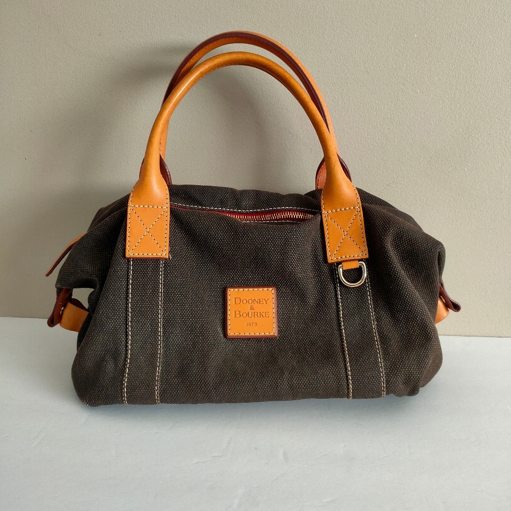 Dooney & Bourke Purse